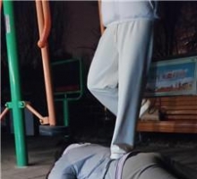 【调教视频】【是樱樱呀】户外踩踏母狗 JS260228-25