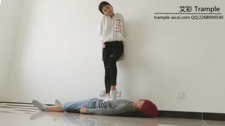 060322kwl5g1lshttzstmt.jpg