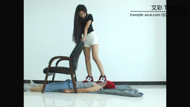 024122ug2c4cm4nb6cbgdc.jpg