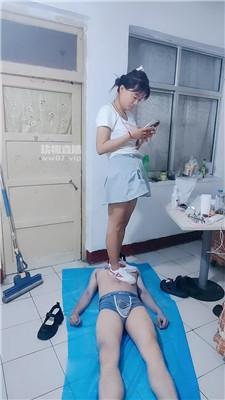 234057g1l7fyzplw7f3bmc.jpg