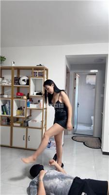 224046b74hmsztn22d1s77.jpg