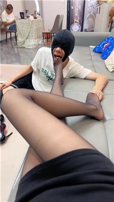022259ueme44b5cl3cbbou.jpg