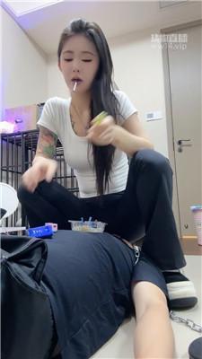142841vzm7mx1lxar5j7xb.jpg