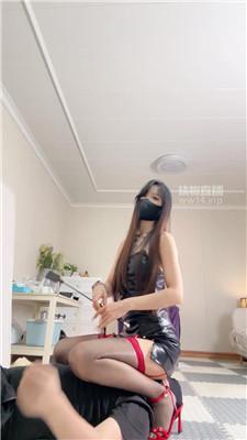224320yt9tvnktjk6gxqqt.jpg
